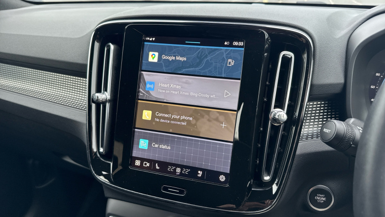 Volvo XC40 2.0 B3P Plus Dark 5dr Auto Petrol Estate